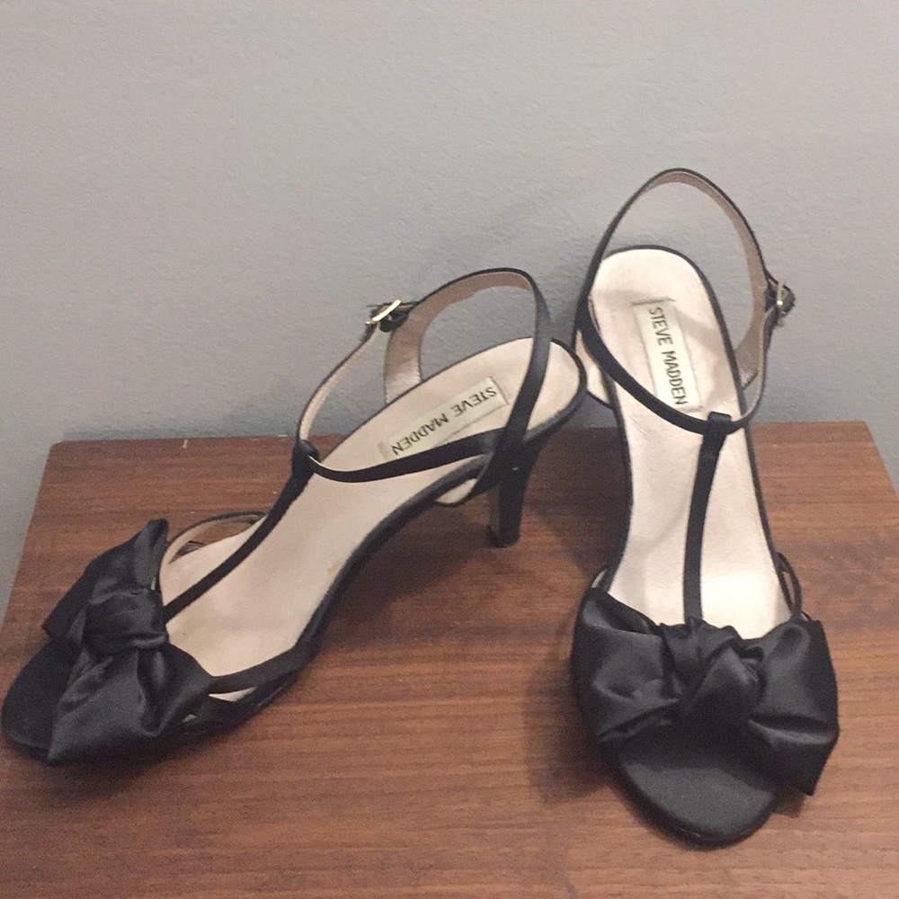 Black Steve Madden heels